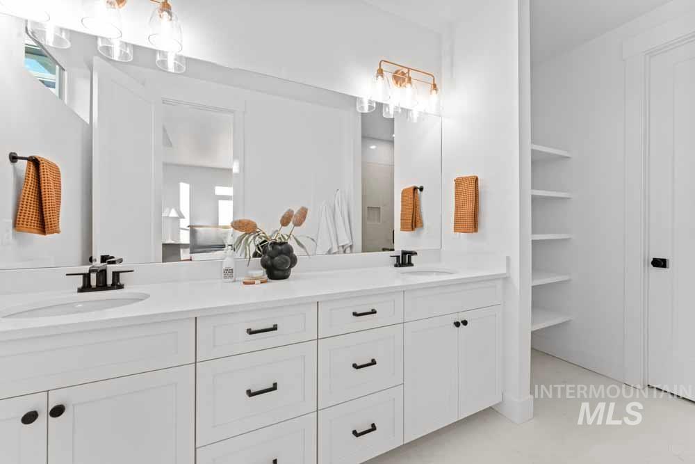 373 E Lombard Ln, Eagle, Idaho 83616, 3 Bedrooms, 2.5 Bathrooms, Residential For Sale, Price $570,000, 98966188