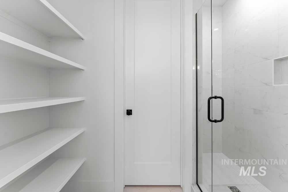 373 E Lombard Ln, Eagle, Idaho 83616, 3 Bedrooms, 2.5 Bathrooms, Residential For Sale, Price $570,000, 98966188