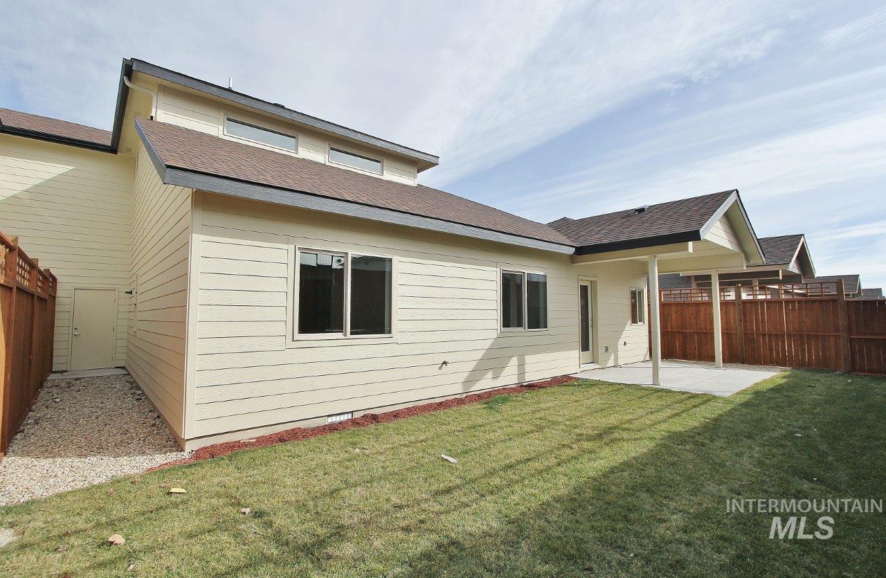 2509 E Hidden Creek, Nampa, Idaho 83687, 3 Bedrooms, 2 Bathrooms, Residential For Sale, Price $399,900, 98966193