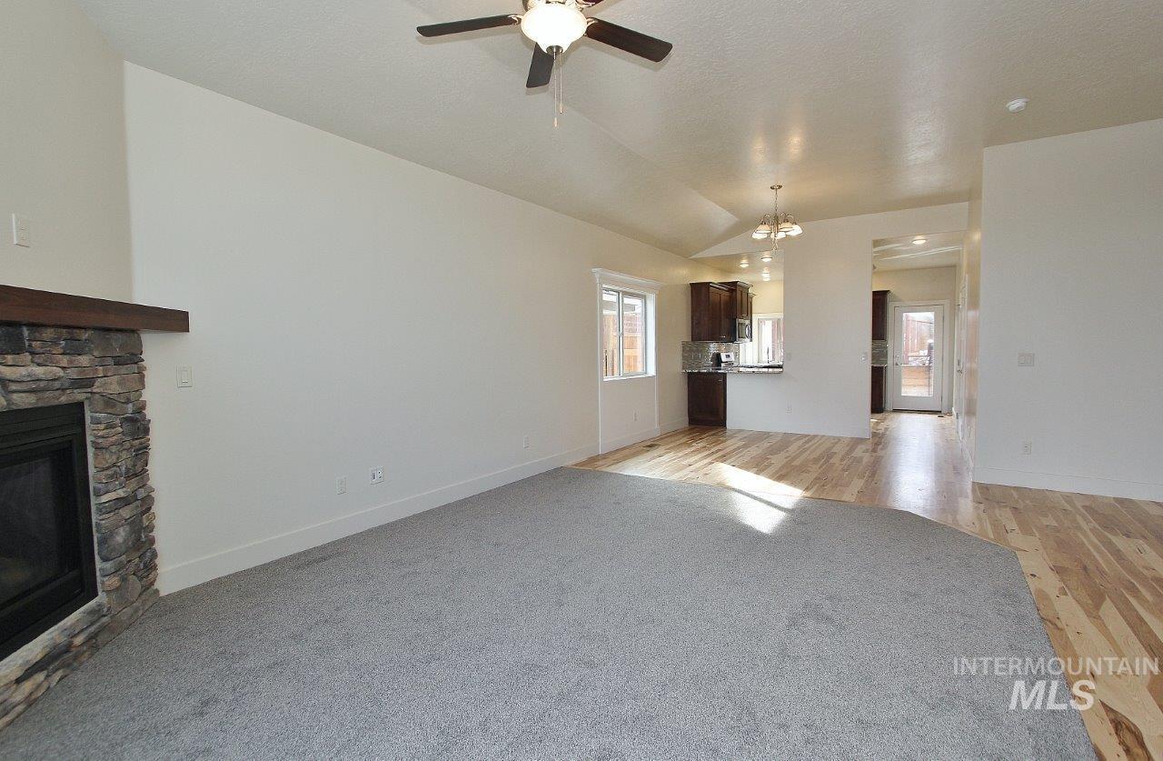 2509 E Hidden Creek, Nampa, Idaho 83687, 3 Bedrooms, 2 Bathrooms, Residential For Sale, Price $399,900, 98966193