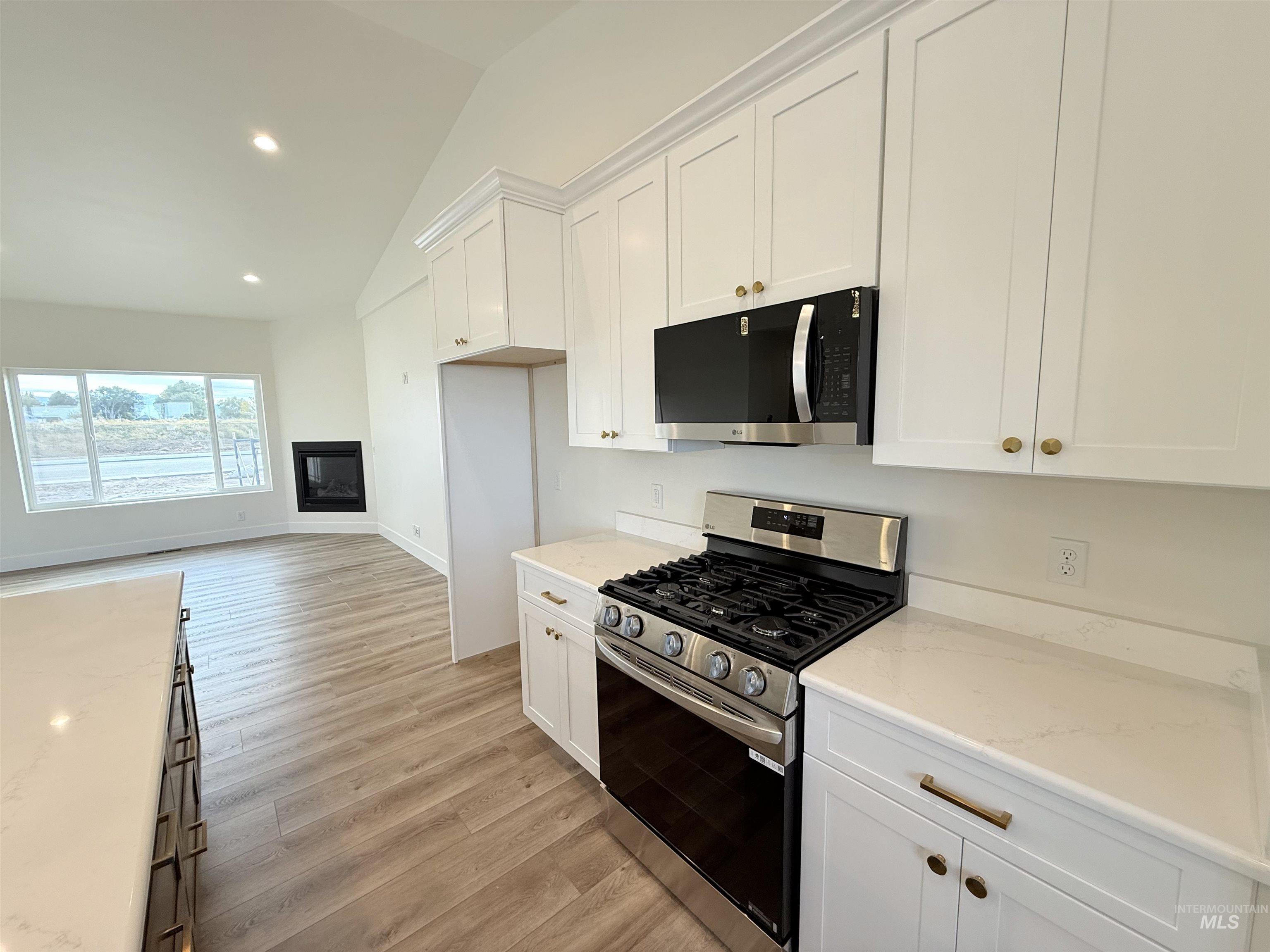 1412 Cardon Ct, Rupert, Idaho 83350, 4 Bedrooms, 2 Bathrooms, Residential For Sale, Price $397,000, 98966196