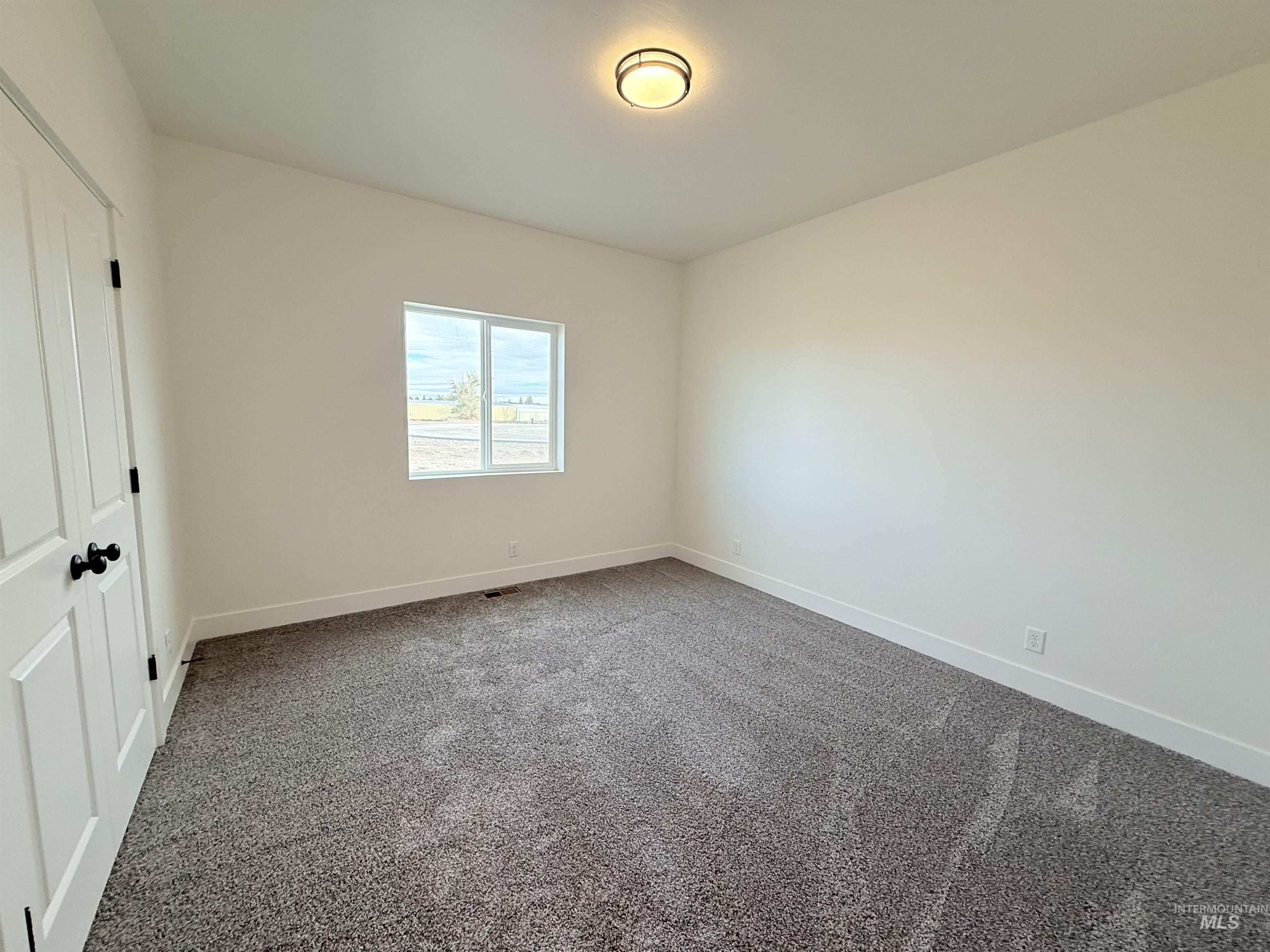 1412 Cardon Ct, Rupert, Idaho 83350, 4 Bedrooms, 2 Bathrooms, Residential For Sale, Price $397,000, 98966196