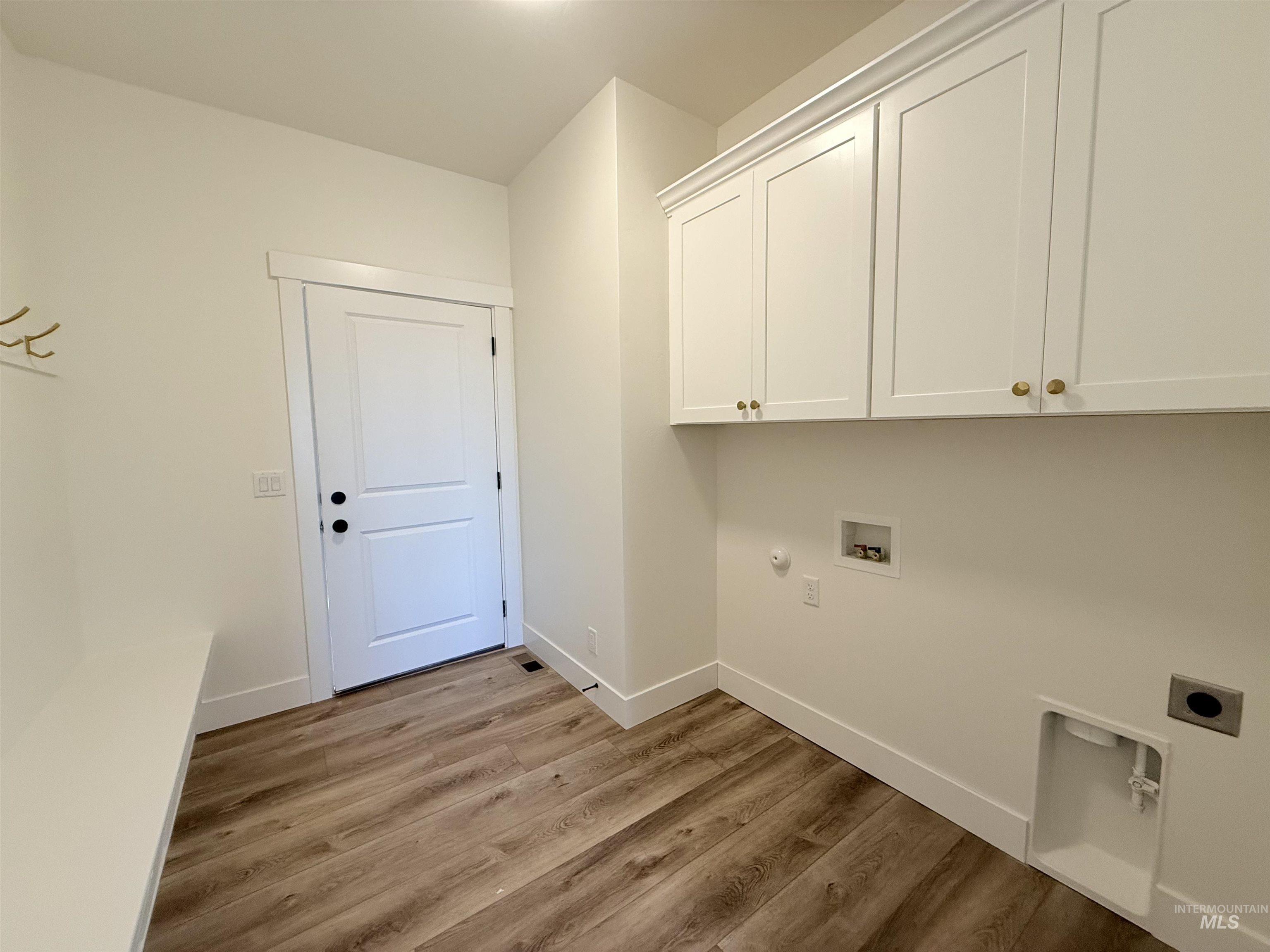 1412 Cardon Ct, Rupert, Idaho 83350, 4 Bedrooms, 2 Bathrooms, Residential For Sale, Price $397,000, 98966196