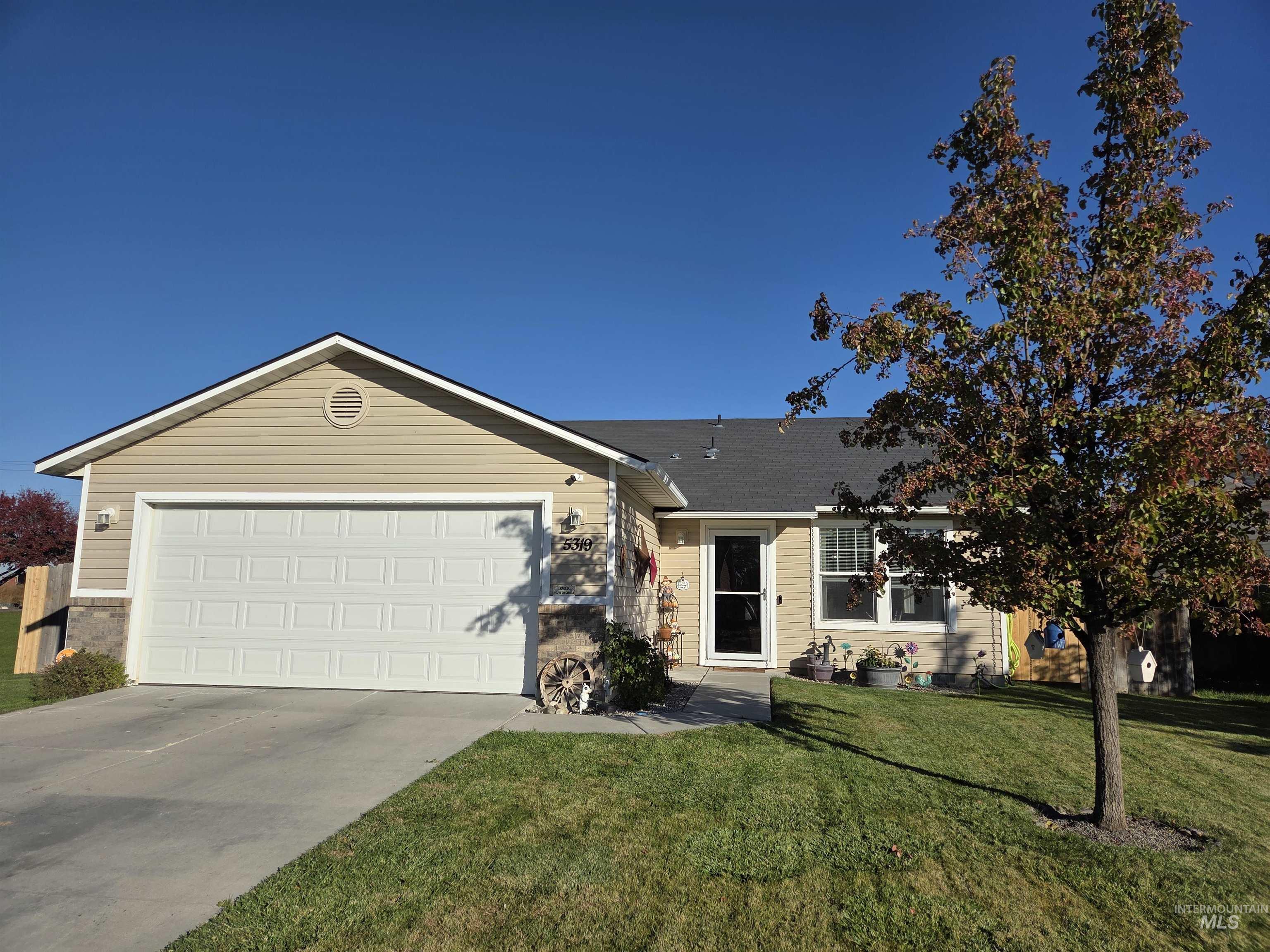 5319 Wallace Way, Caldwell, Idaho 83607-5204, 3 Bedrooms, 2 Bathrooms, Residential For Sale, Price $357,500, 98966216