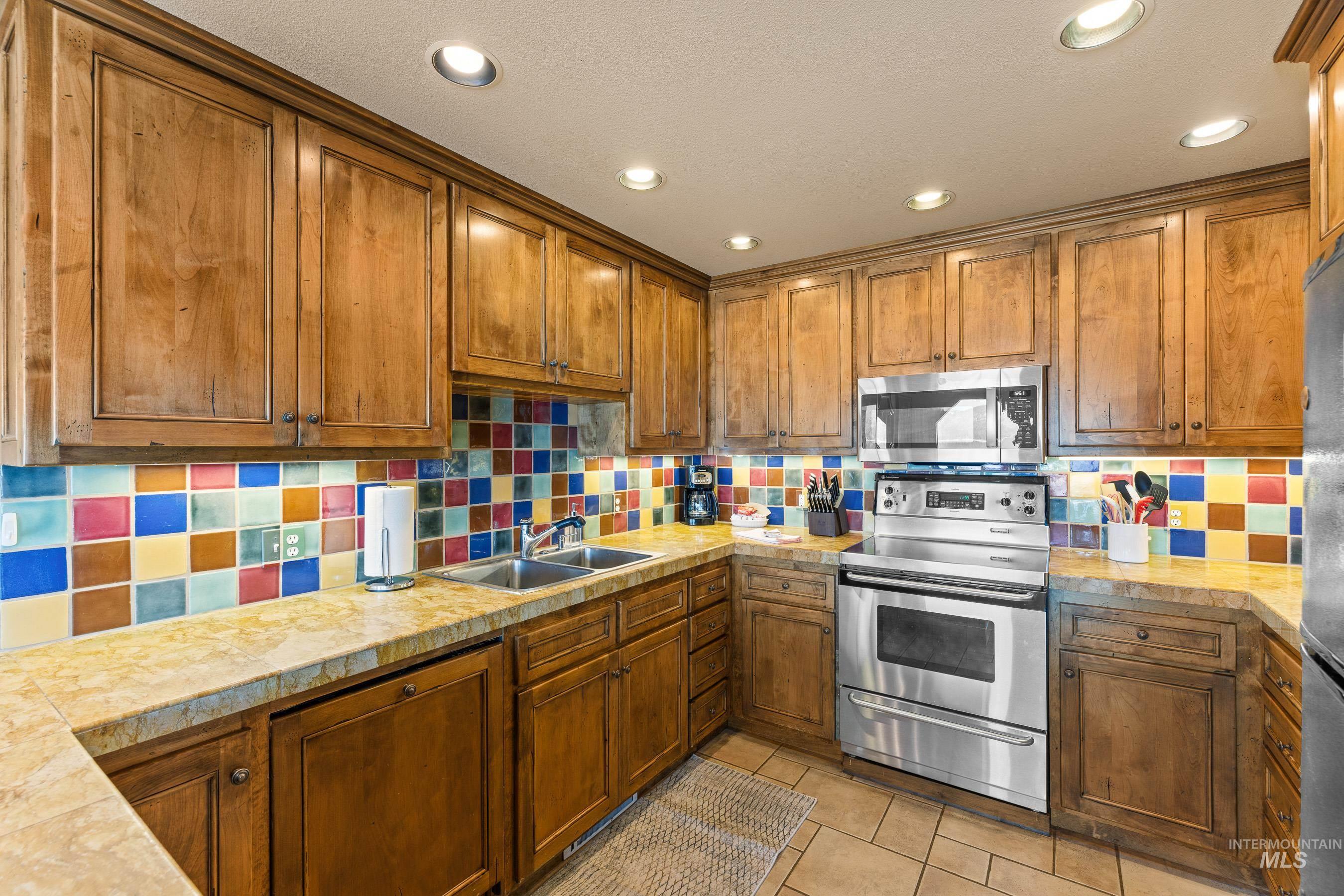 101 E Lake Street, McCall, Idaho 83638, 3 Bedrooms, 3 Bathrooms, Residential For Sale, Price $2,195,000, 98966227