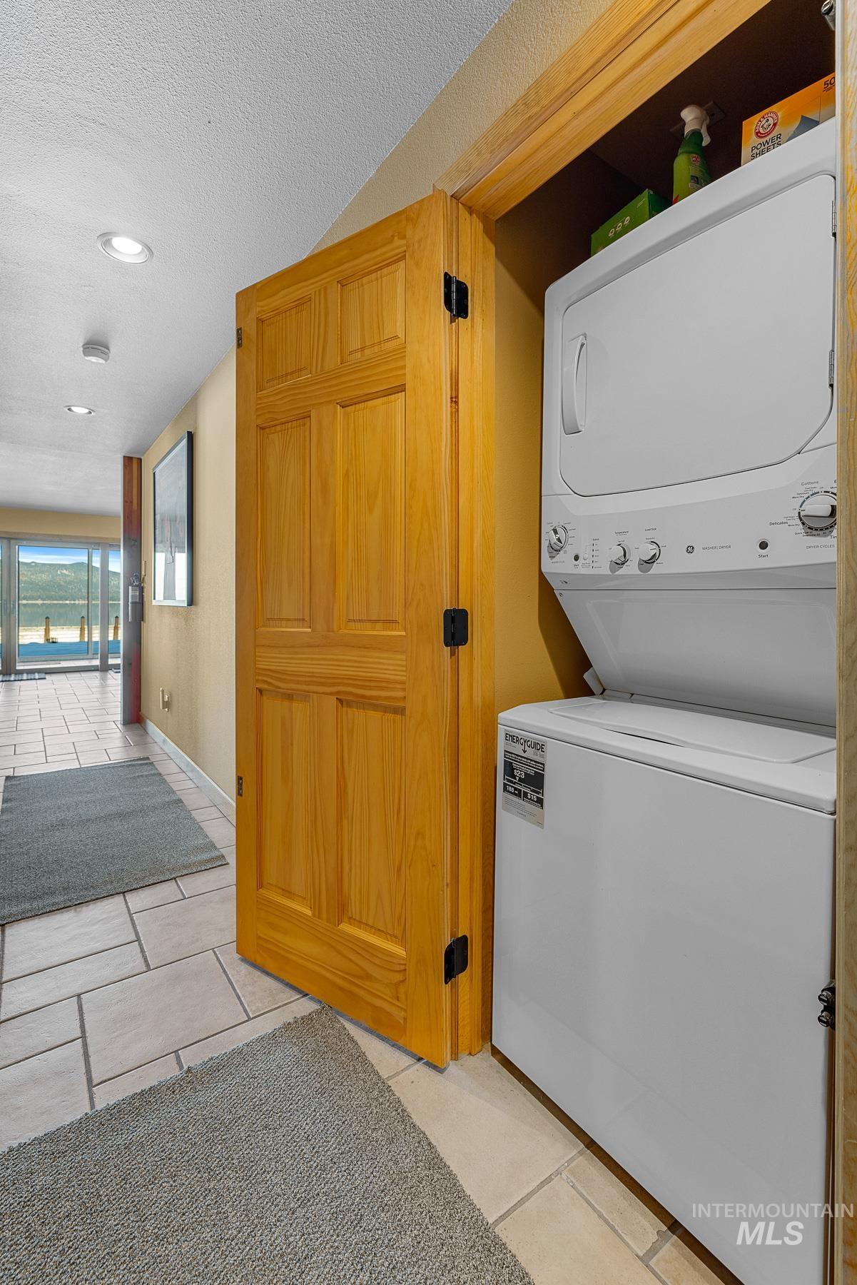 101 E Lake Street, McCall, Idaho 83638, 3 Bedrooms, 3 Bathrooms, Residential For Sale, Price $2,195,000, 98966227