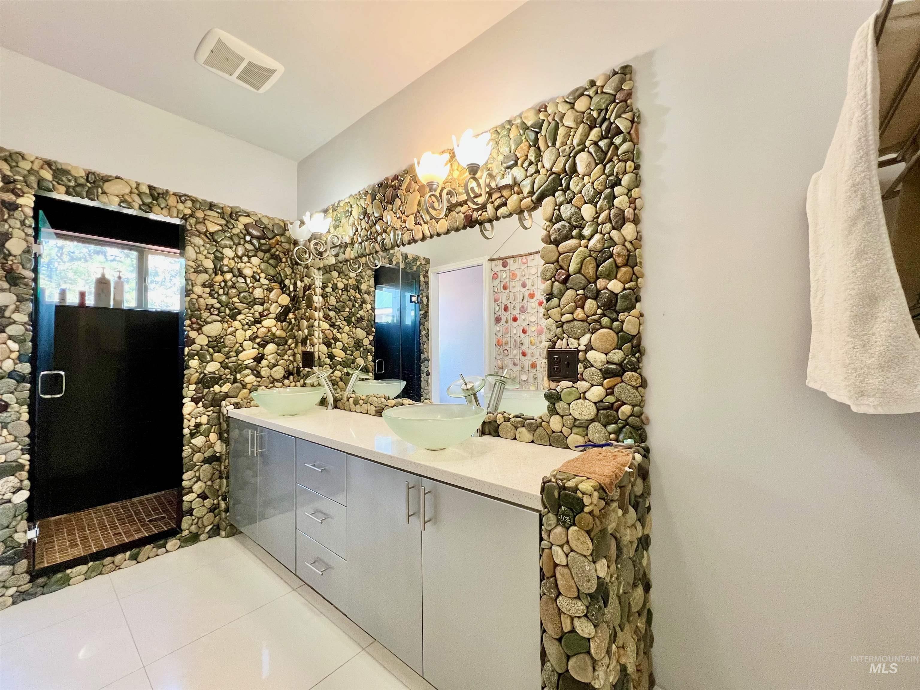 22545 Angel Ridge Road, Peck, Idaho 83545, 5 Bedrooms, 3 Bathrooms, Residential For Sale, Price $699,000, 98966229