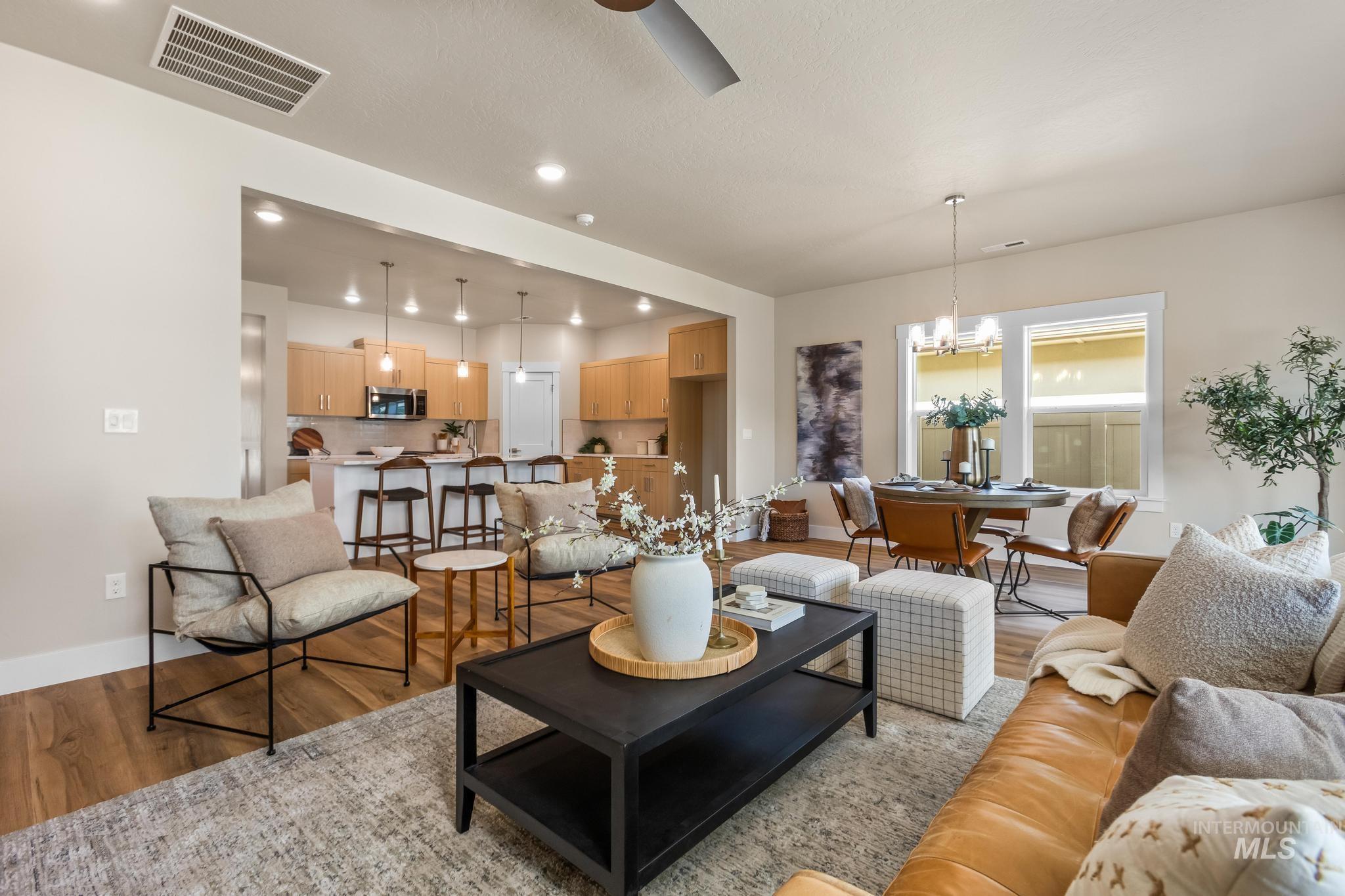 1737 E Grayson, Meridian, Idaho 83642, 3 Bedrooms, 2 Bathrooms, Residential For Sale, Price $508,900, 98966231