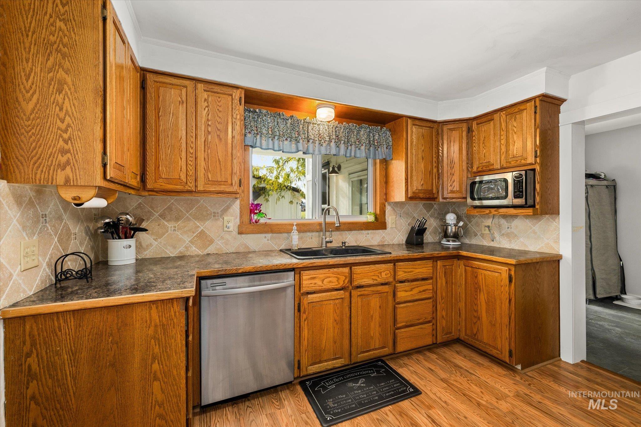 8626 Track Rd, Nampa, Idaho 83686, 4 Bedrooms, 2 Bathrooms, Residential For Sale, Price $815,000, 98966234