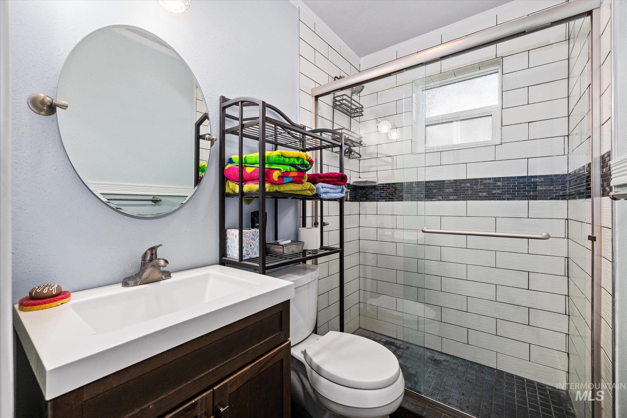 8626 Track Rd, Nampa, Idaho 83686, 4 Bedrooms, 2 Bathrooms, Residential For Sale, Price $815,000, 98966234