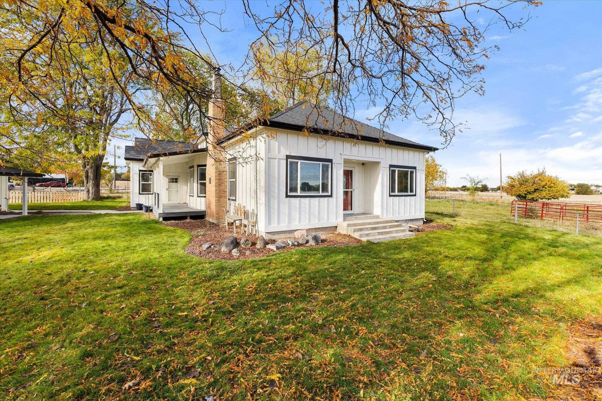 8626 Track Rd, Nampa, Idaho 83686, 4 Bedrooms, 2 Bathrooms, Residential For Sale, Price $810,000, 98966234