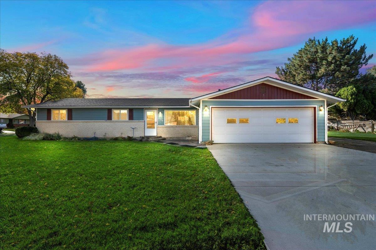 1209 W Hudson, Nampa, Idaho 83651, 3 Bedrooms, 2 Bathrooms, Residential For Sale, Price $350,000, 98966235