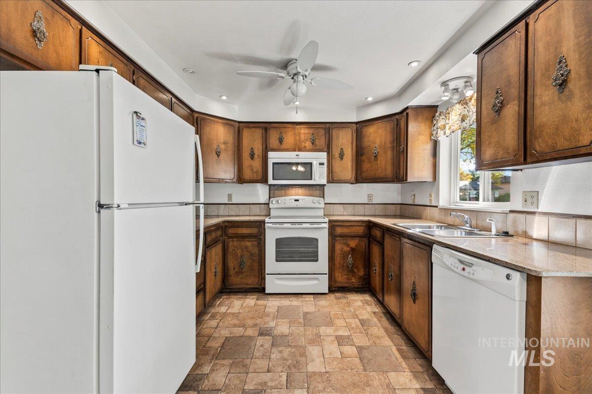 1209 W Hudson, Nampa, Idaho 83651, 3 Bedrooms, 2 Bathrooms, Residential For Sale, Price $350,000, 98966235