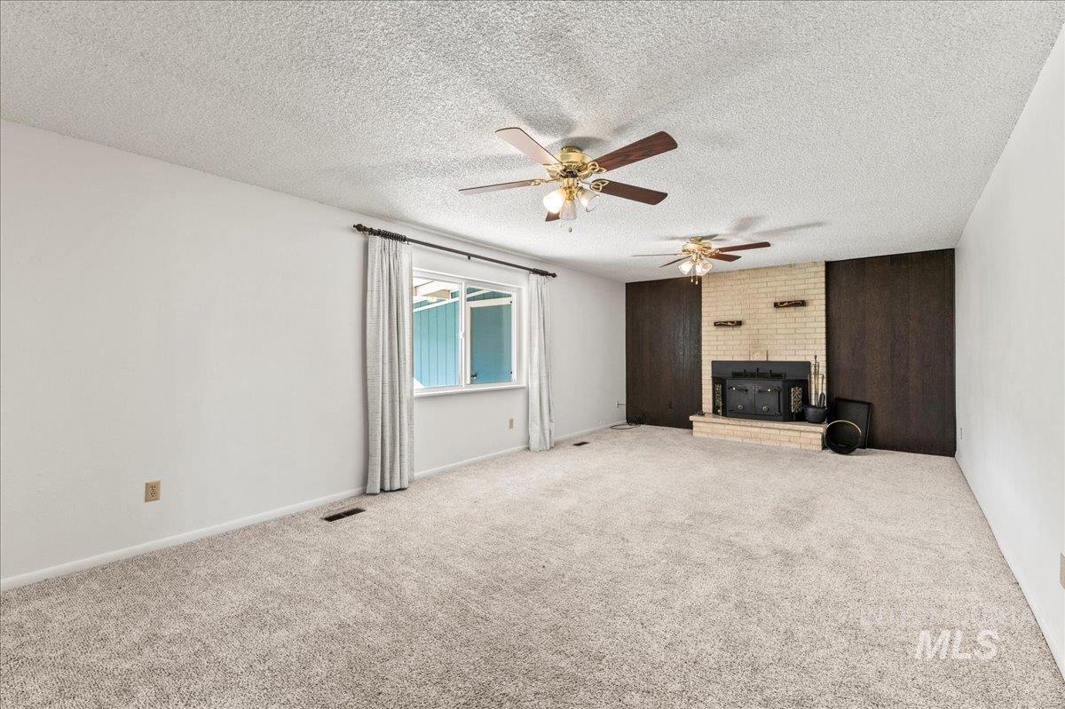1209 W Hudson, Nampa, Idaho 83651, 3 Bedrooms, 2 Bathrooms, Residential For Sale, Price $350,000, 98966235