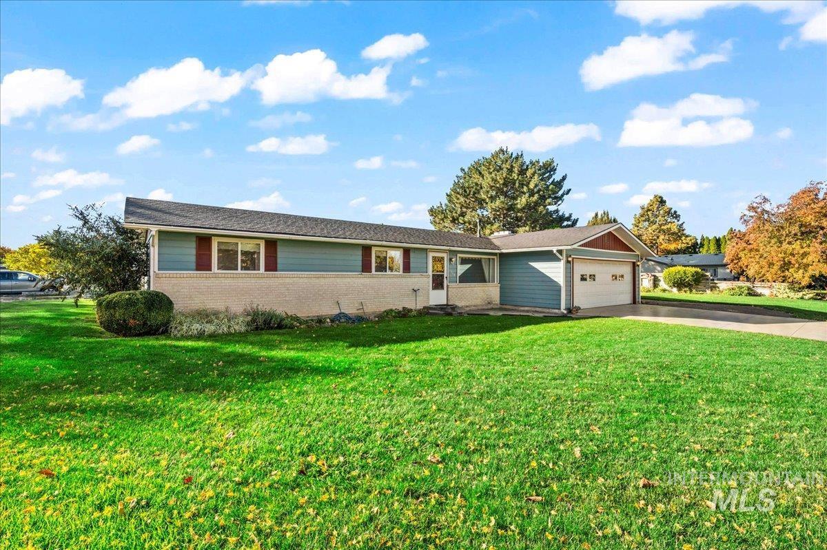 1209 W Hudson, Nampa, Idaho 83651, 3 Bedrooms, 2 Bathrooms, Residential For Sale, Price $350,000, 98966235
