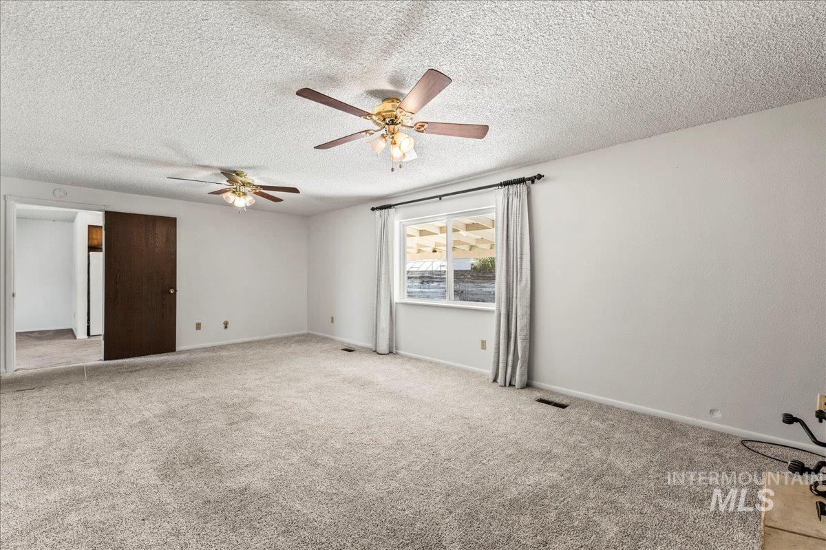 1209 W Hudson, Nampa, Idaho 83651, 3 Bedrooms, 2 Bathrooms, Residential For Sale, Price $350,000, 98966235