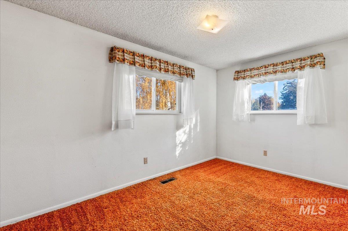 1209 W Hudson, Nampa, Idaho 83651, 3 Bedrooms, 2 Bathrooms, Residential For Sale, Price $350,000, 98966235