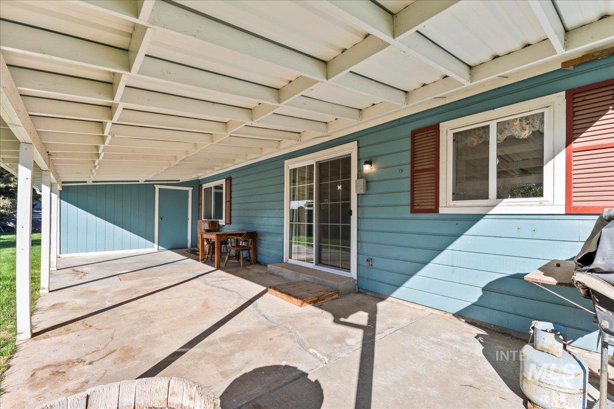 1209 W Hudson, Nampa, Idaho 83651, 3 Bedrooms, 2 Bathrooms, Residential For Sale, Price $350,000, 98966235