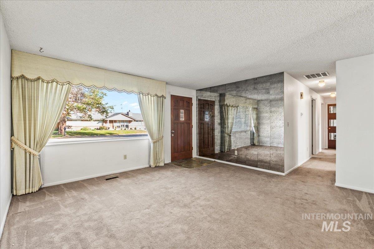 1209 W Hudson, Nampa, Idaho 83651, 3 Bedrooms, 2 Bathrooms, Residential For Sale, Price $350,000, 98966235