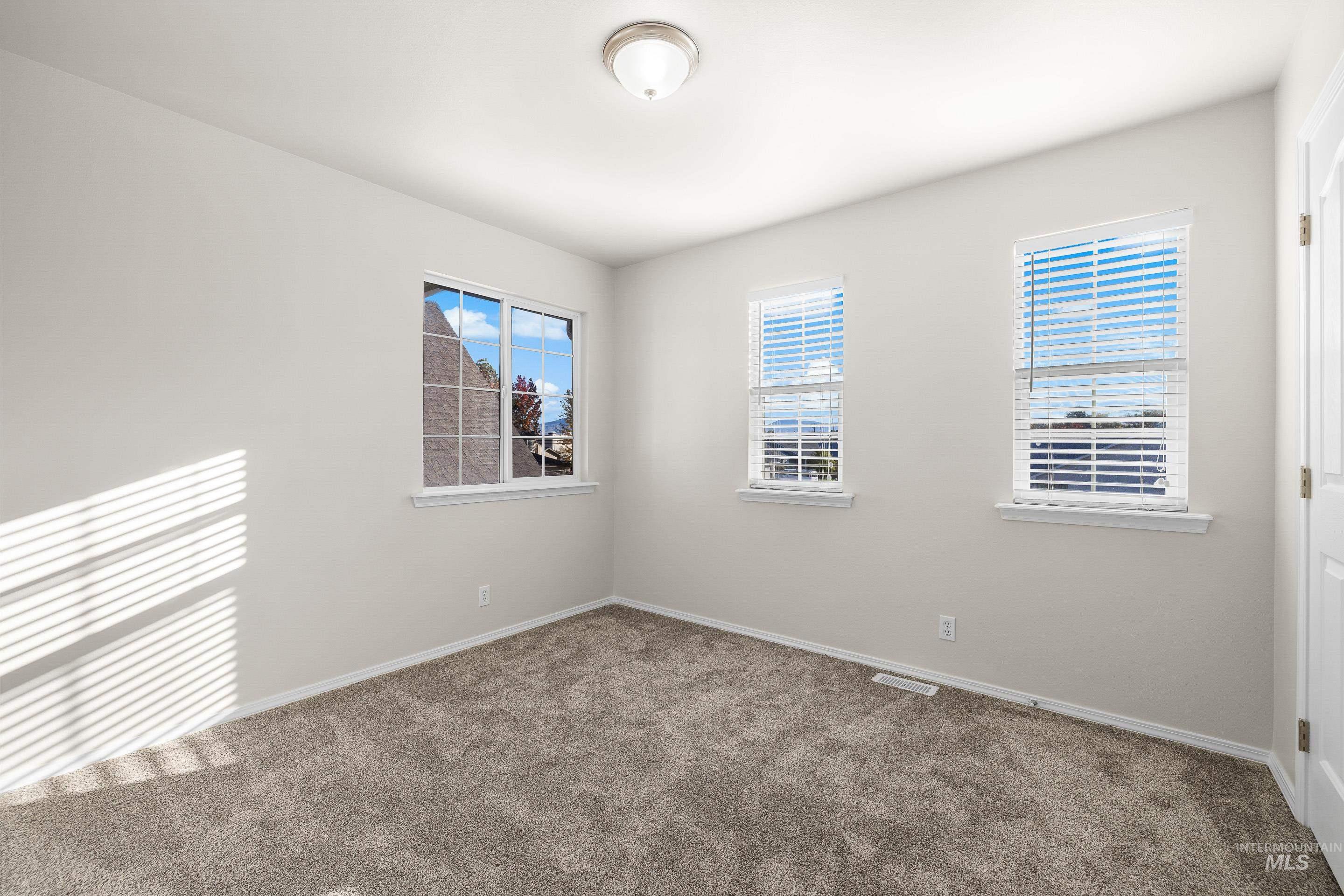 13972 W Chatsworth, Boise, Idaho 83713, 5 Bedrooms, 3.5 Bathrooms, Residential For Sale, Price $685,000, 98966237