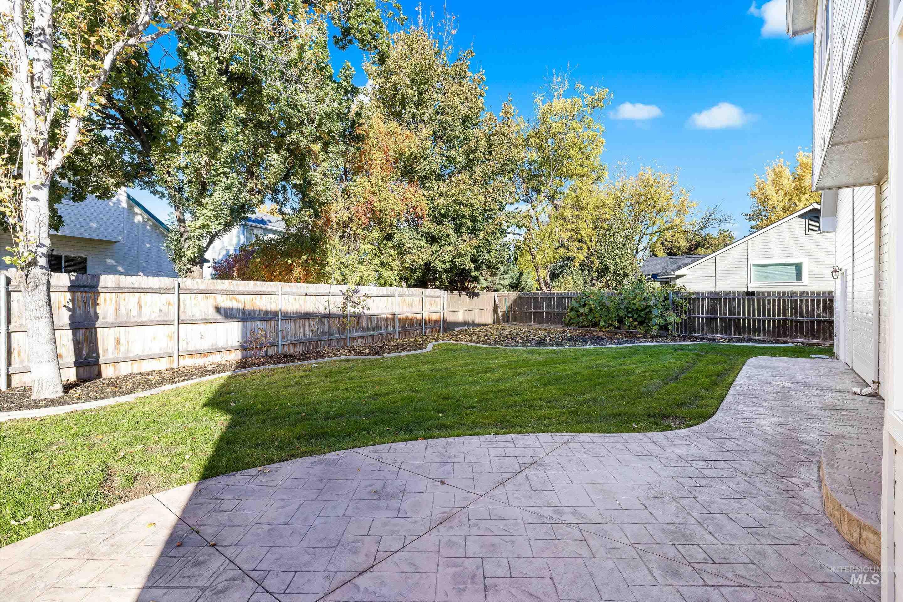 13972 W Chatsworth, Boise, Idaho 83713, 5 Bedrooms, 3.5 Bathrooms, Residential For Sale, Price $685,000, 98966237