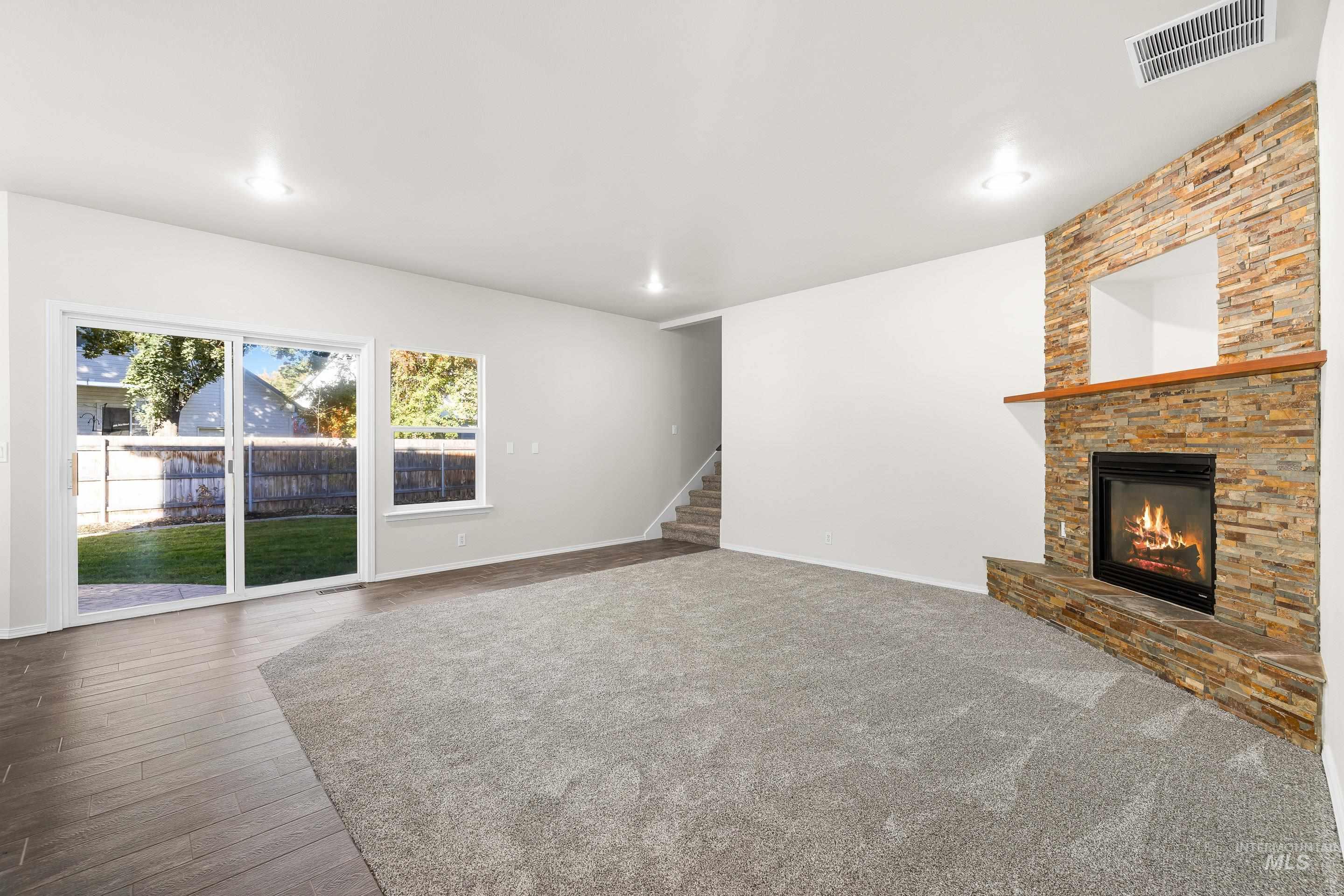 13972 W Chatsworth, Boise, Idaho 83713, 5 Bedrooms, 3.5 Bathrooms, Residential For Sale, Price $685,000, 98966237