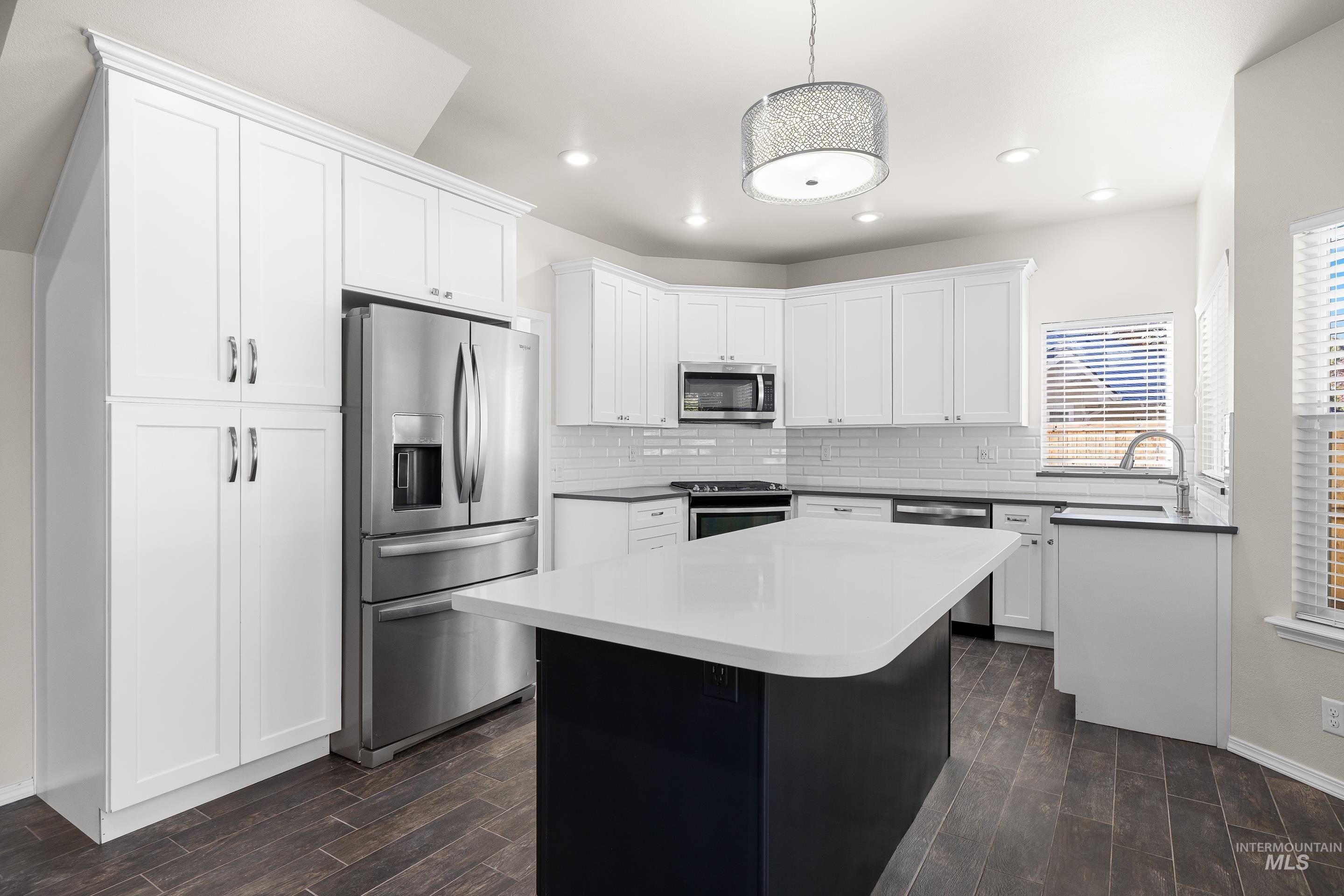 13972 W Chatsworth, Boise, Idaho 83713, 5 Bedrooms, 3.5 Bathrooms, Residential For Sale, Price $685,000, 98966237