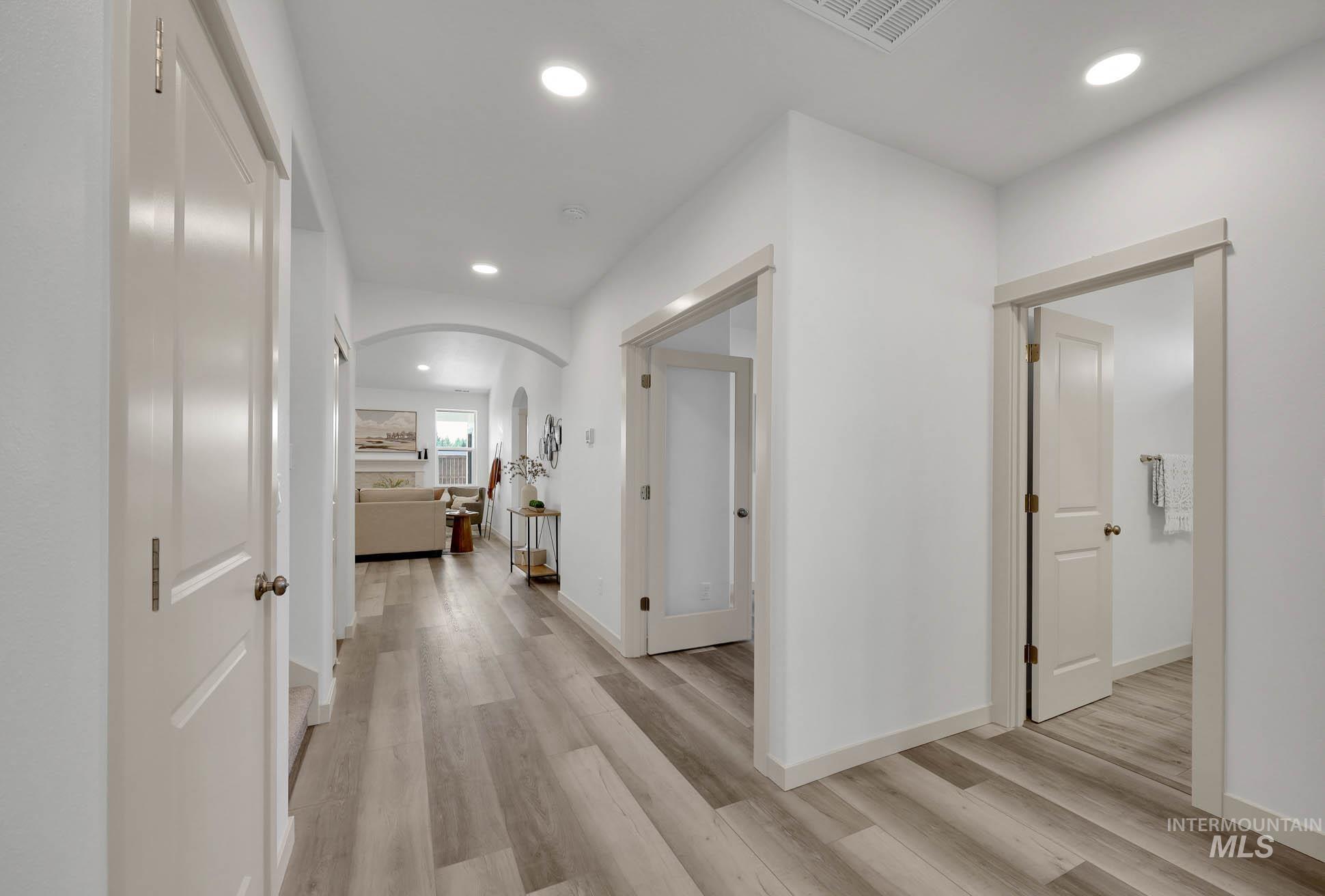 11272 Bluefield Dr, Caldwell, Idaho 83605, 4 Bedrooms, 3 Bathrooms, Residential For Sale, Price $474,990, 98966245