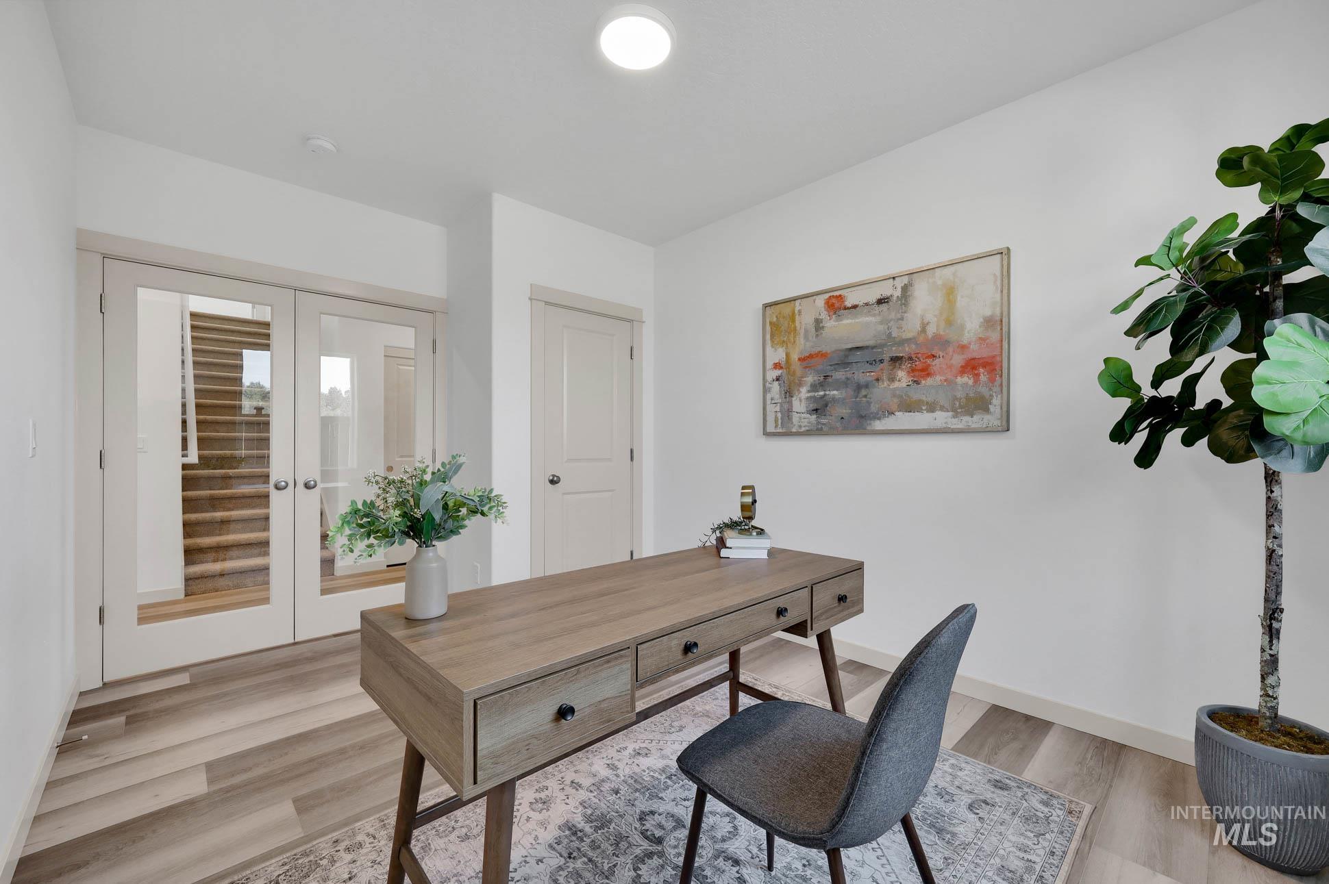 11272 Bluefield Dr, Caldwell, Idaho 83605, 4 Bedrooms, 3 Bathrooms, Residential For Sale, Price $474,990, 98966245