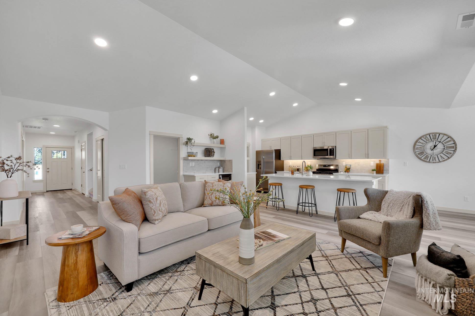 11272 Bluefield Dr, Caldwell, Idaho 83605, 4 Bedrooms, 3 Bathrooms, Residential For Sale, Price $474,990, 98966245