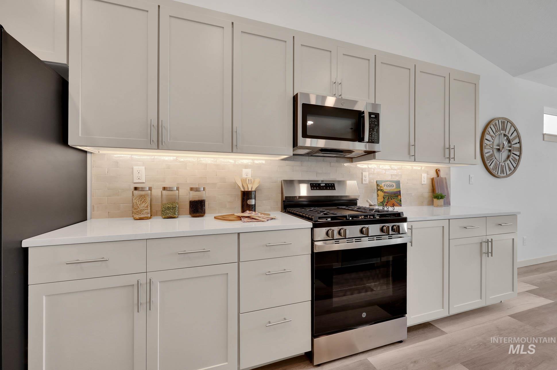 11272 Bluefield Dr, Caldwell, Idaho 83605, 4 Bedrooms, 3 Bathrooms, Residential For Sale, Price $474,990, 98966245