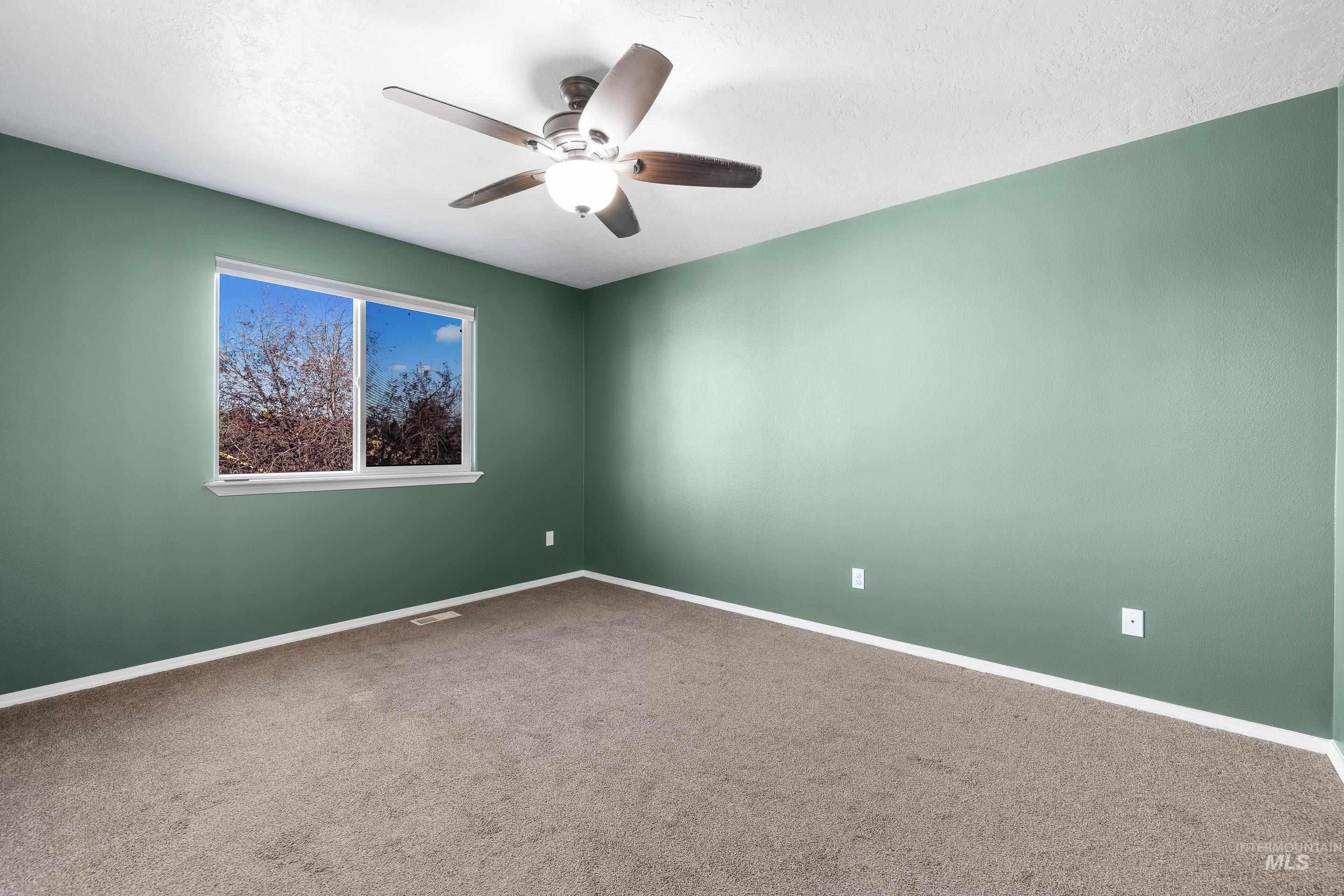 7312 E Wiltshire Lane, Nampa, Idaho 83687, 4 Bedrooms, 2.5 Bathrooms, Residential For Sale, Price $389,000, 98966249