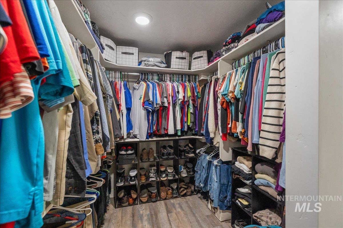 4540 S Pinto Dr, Boise, Idaho 83709, 3 Bedrooms, 2.5 Bathrooms, Residential For Sale, Price $713,000, 98966262