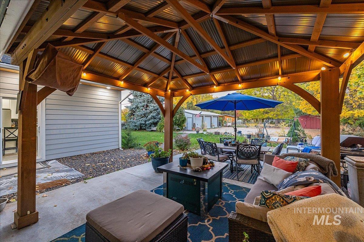 4540 S Pinto Dr, Boise, Idaho 83709, 3 Bedrooms, 2.5 Bathrooms, Residential For Sale, Price $713,000, 98966262