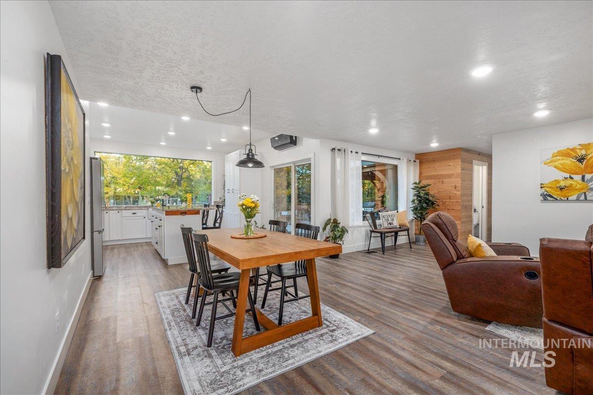 4540 S Pinto Dr, Boise, Idaho 83709, 3 Bedrooms, 2.5 Bathrooms, Residential For Sale, Price $713,000, 98966262