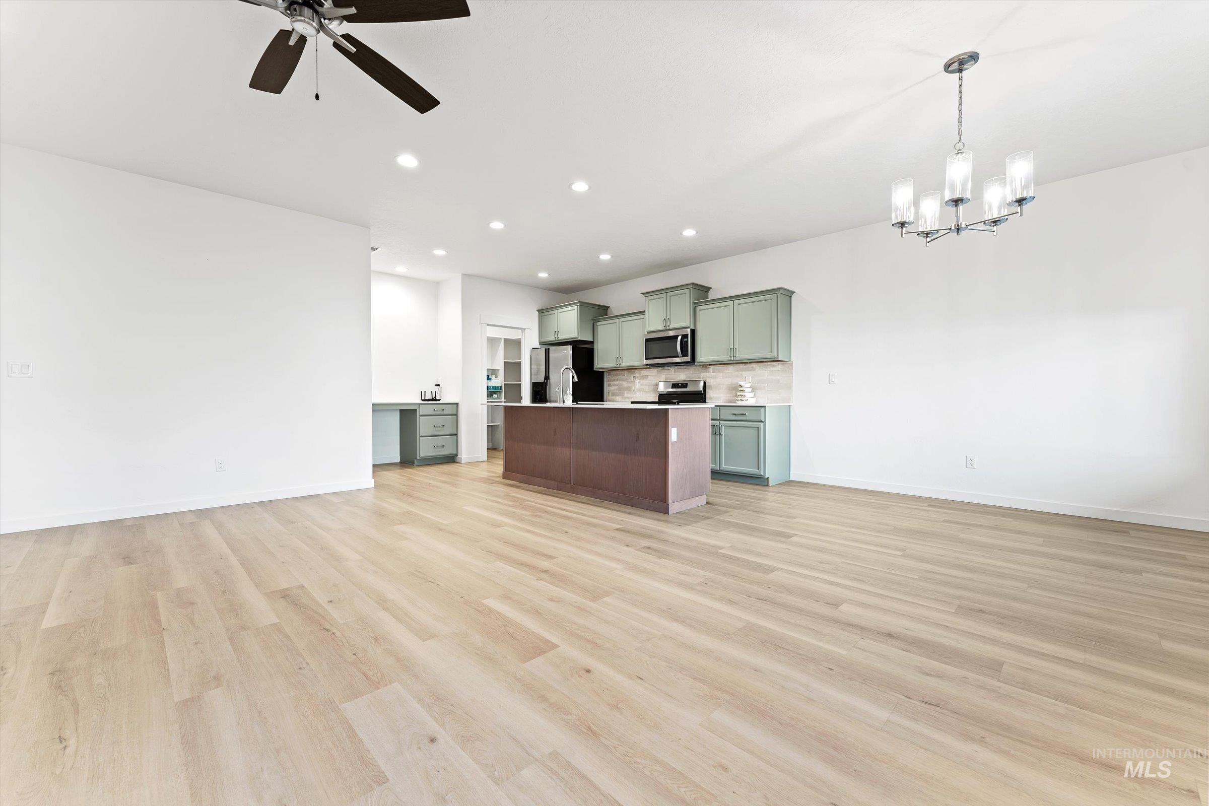 4895 N Selway Falls Lane, Meridian, Idaho 83646, 3 Bedrooms, 2 Bathrooms, Residential For Sale, Price $419,900, 98966264