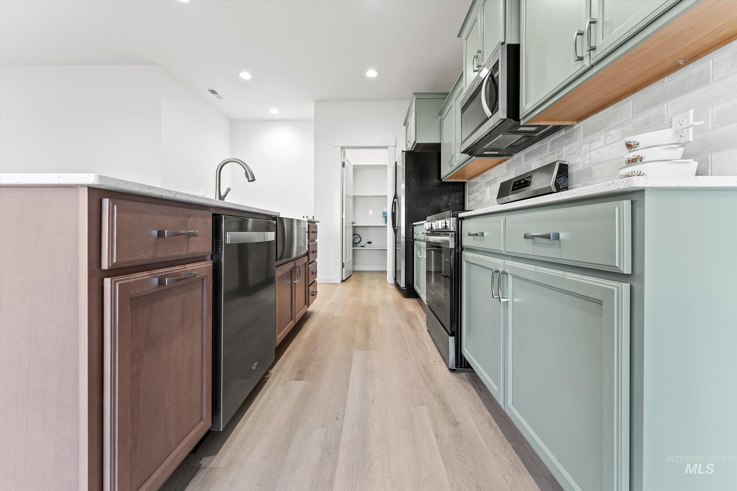 4895 N Selway Falls Lane, Meridian, Idaho 83646, 3 Bedrooms, 2 Bathrooms, Residential For Sale, Price $419,900, 98966264