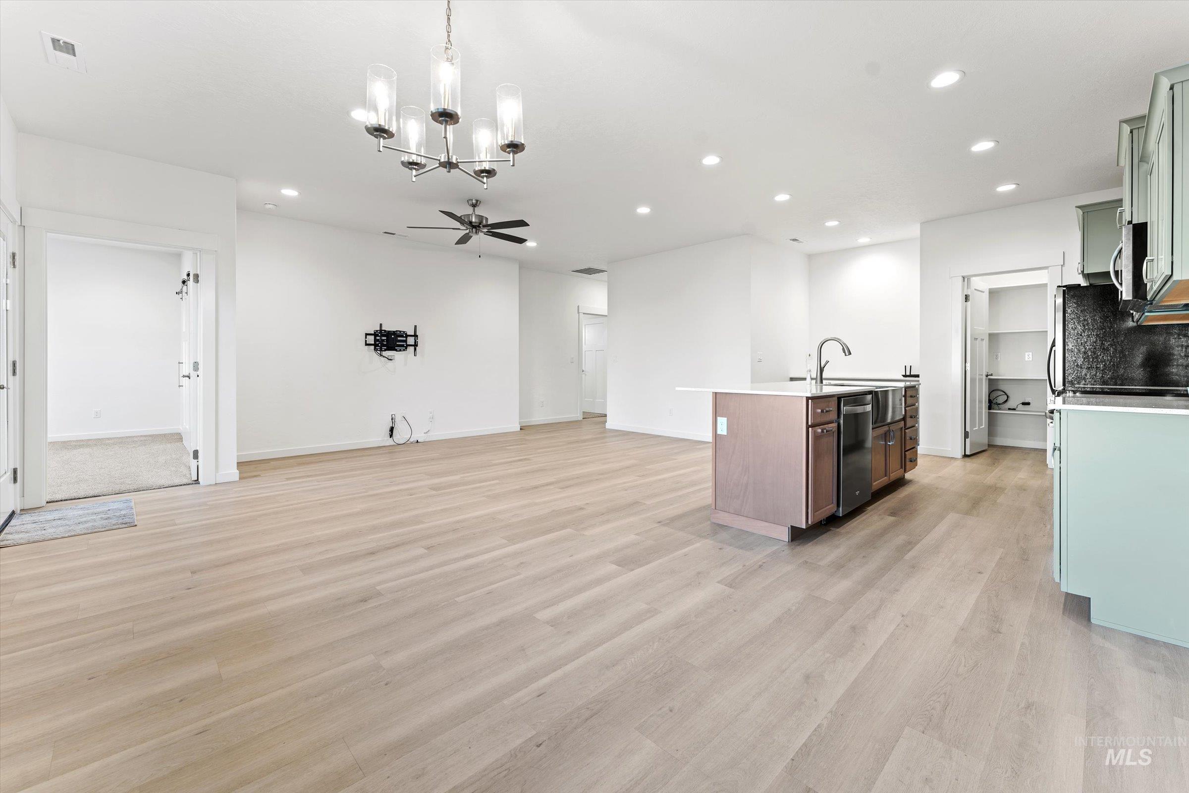 4895 N Selway Falls Lane, Meridian, Idaho 83646, 3 Bedrooms, 2 Bathrooms, Residential For Sale, Price $419,900, 98966264