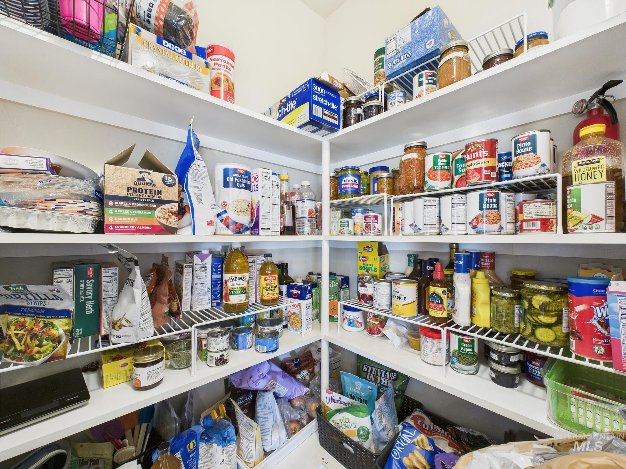 2405 Star Ln, Emmett, Idaho 83617, 3 Bedrooms, 2 Bathrooms, Residential For Sale, Price $1,164,900, 98966269