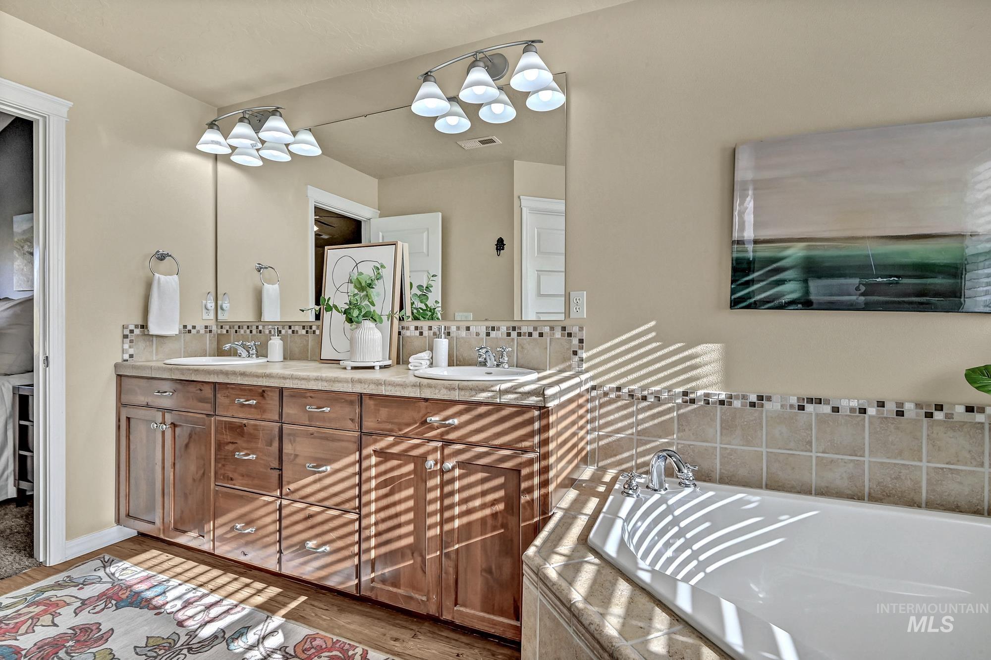 12738 N 11th Avenue, Boise, Idaho 83714, 3 Bedrooms, 2.5 Bathrooms, Residential For Sale, Price $625,000, 98966271