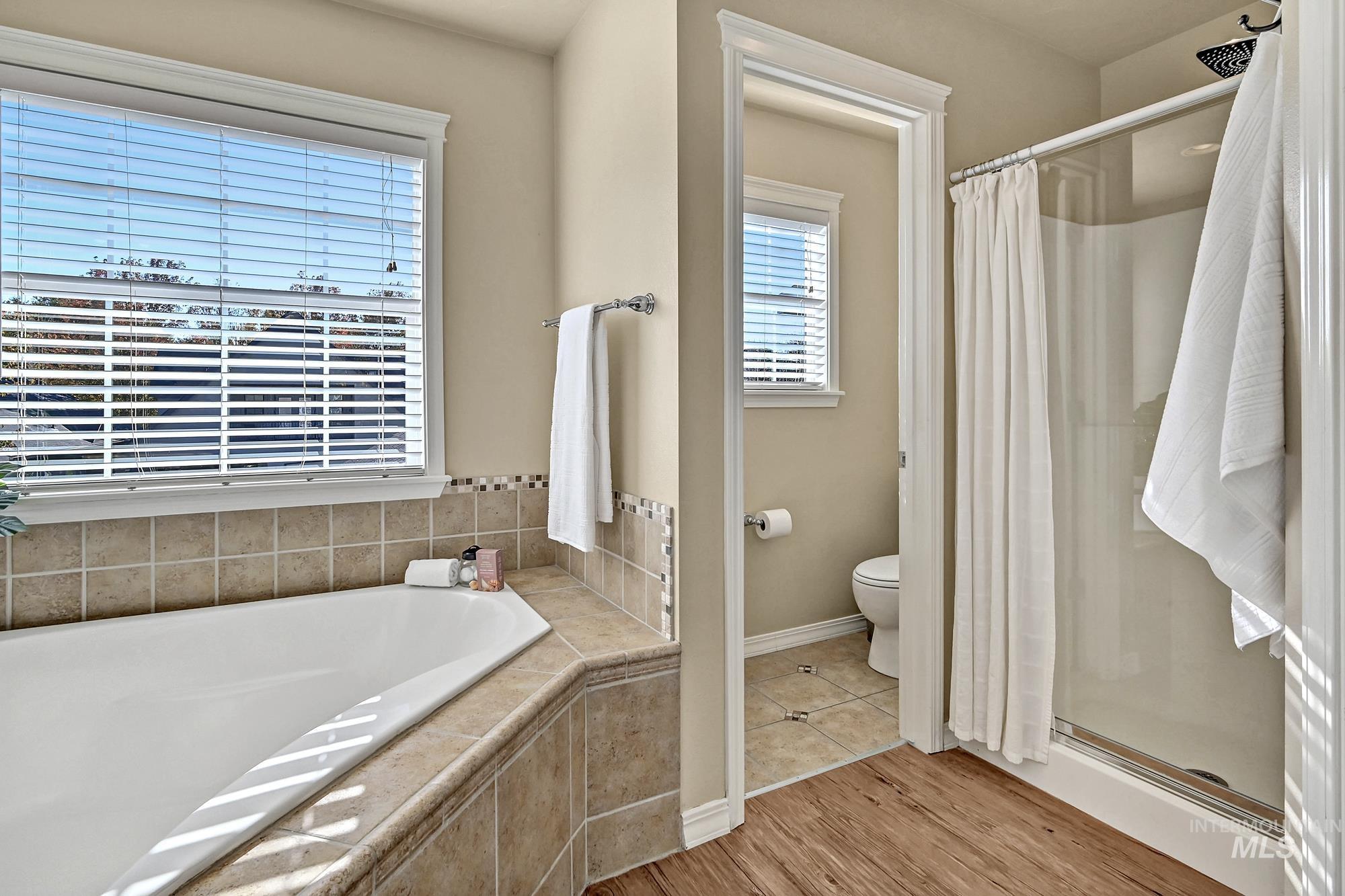 12738 N 11th Avenue, Boise, Idaho 83714, 3 Bedrooms, 2.5 Bathrooms, Residential For Sale, Price $625,000, 98966271