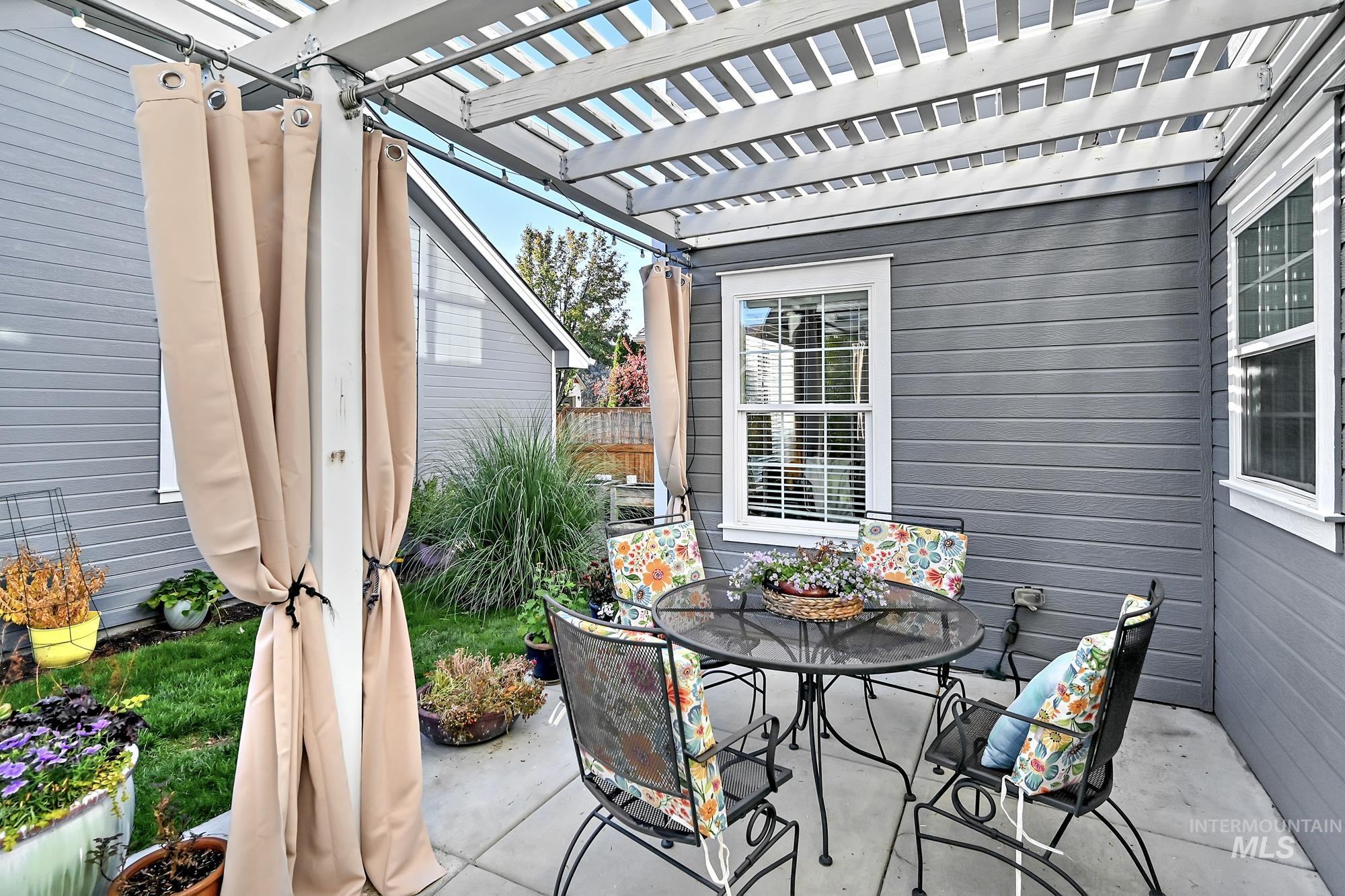 12738 N 11th Avenue, Boise, Idaho 83714, 3 Bedrooms, 2.5 Bathrooms, Residential For Sale, Price $625,000, 98966271