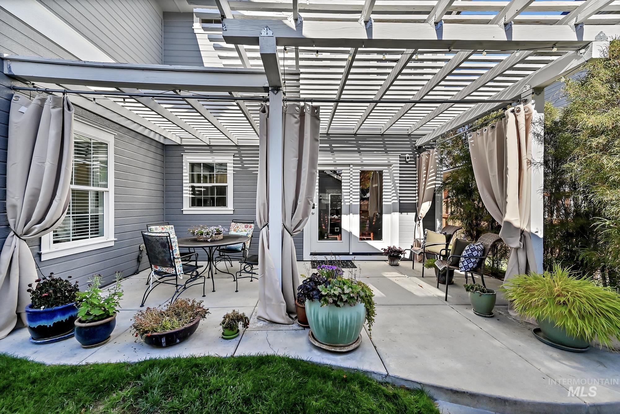 12738 N 11th Avenue, Boise, Idaho 83714, 3 Bedrooms, 2.5 Bathrooms, Residential For Sale, Price $625,000, 98966271