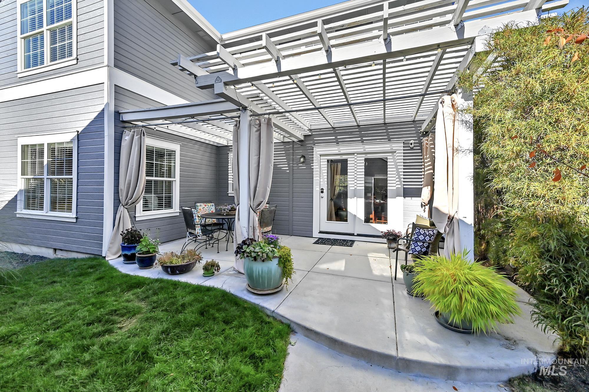 12738 N 11th Avenue, Boise, Idaho 83714, 3 Bedrooms, 2.5 Bathrooms, Residential For Sale, Price $625,000, 98966271