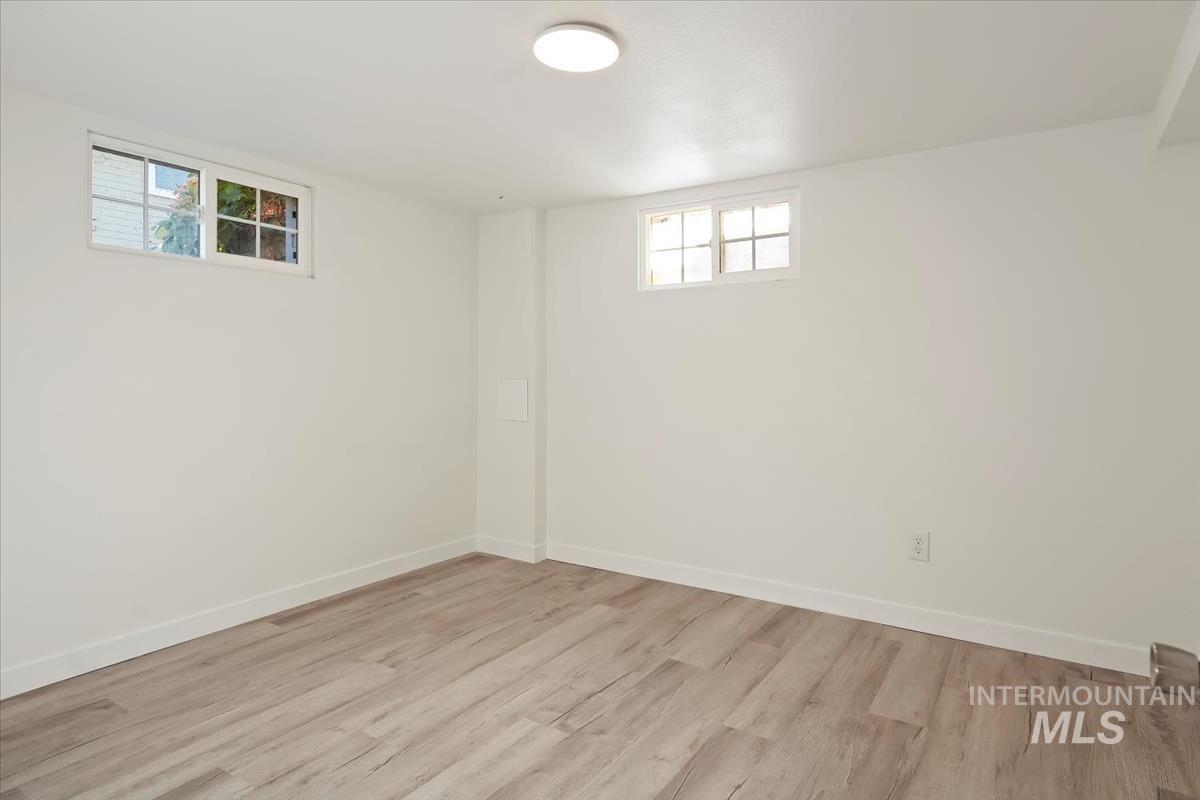 512 19th Ave South, Nampa, Idaho 83651, 2 Bedrooms, 1.5 Bathrooms, Residential For Sale, Price $329,000, 98966273