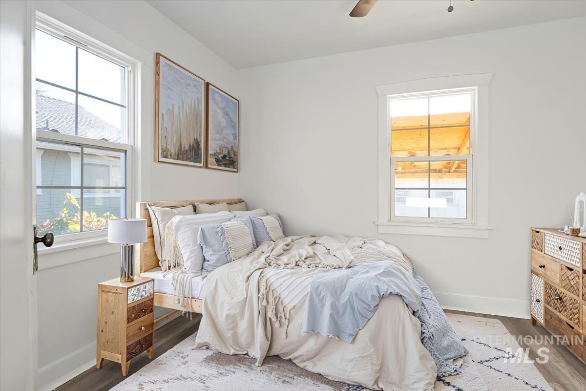 512 19th Ave South, Nampa, Idaho 83651, 2 Bedrooms, 1.5 Bathrooms, Residential For Sale, Price $329,000, 98966273