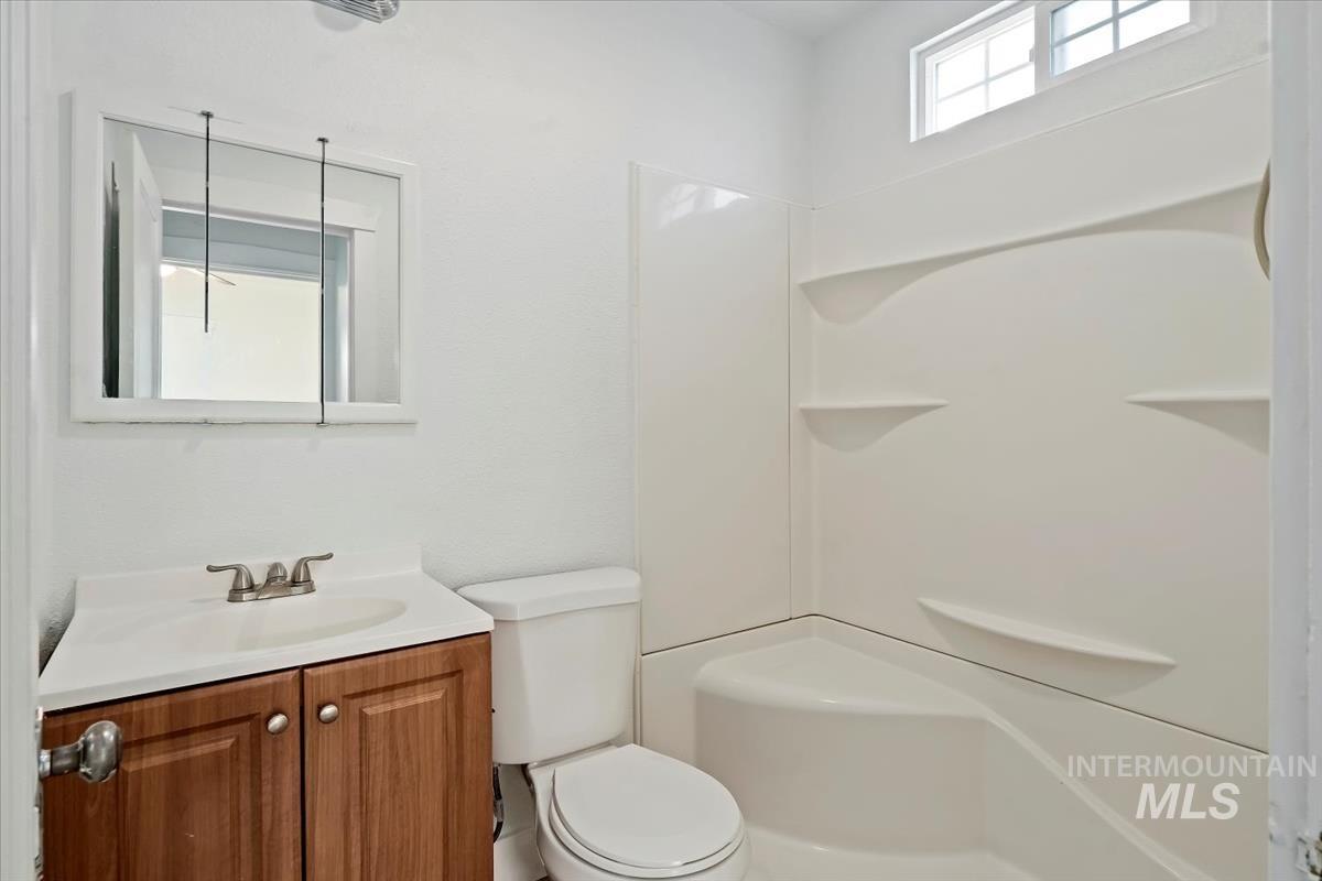 512 19th Ave South, Nampa, Idaho 83651, 2 Bedrooms, 1.5 Bathrooms, Residential For Sale, Price $329,000, 98966273