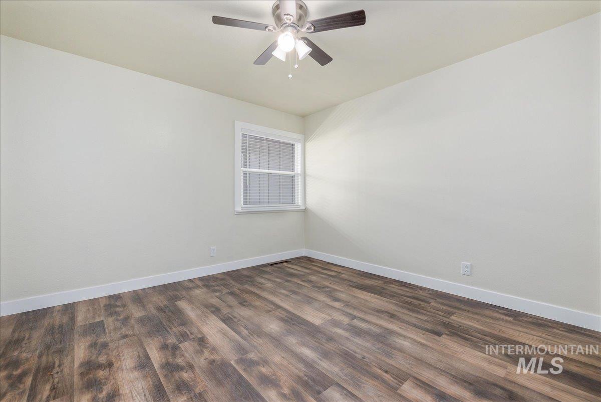 1147 S Abbey Circle, Boise, Idaho 83705, 2 Bedrooms, 2 Bathrooms, Residential For Sale, Price $345,900, 98966281