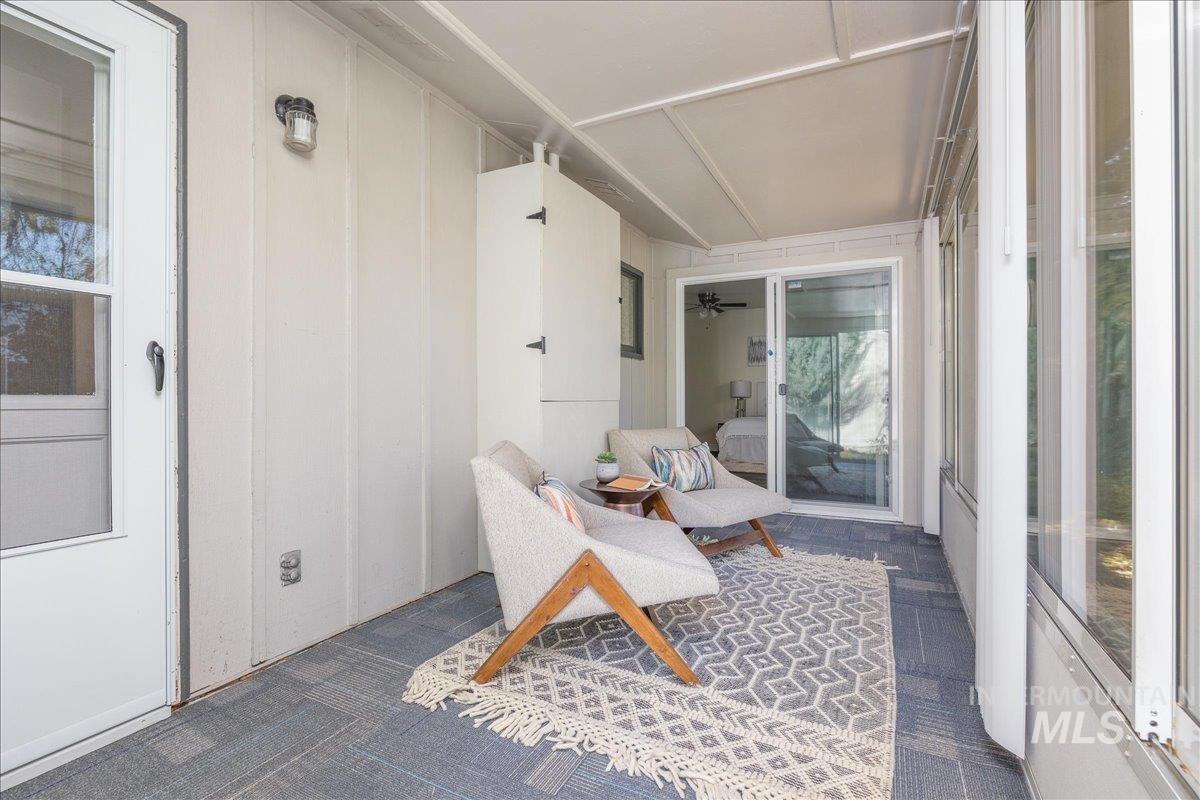 1147 S Abbey Circle, Boise, Idaho 83705, 2 Bedrooms, 2 Bathrooms, Residential For Sale, Price $345,900, 98966281