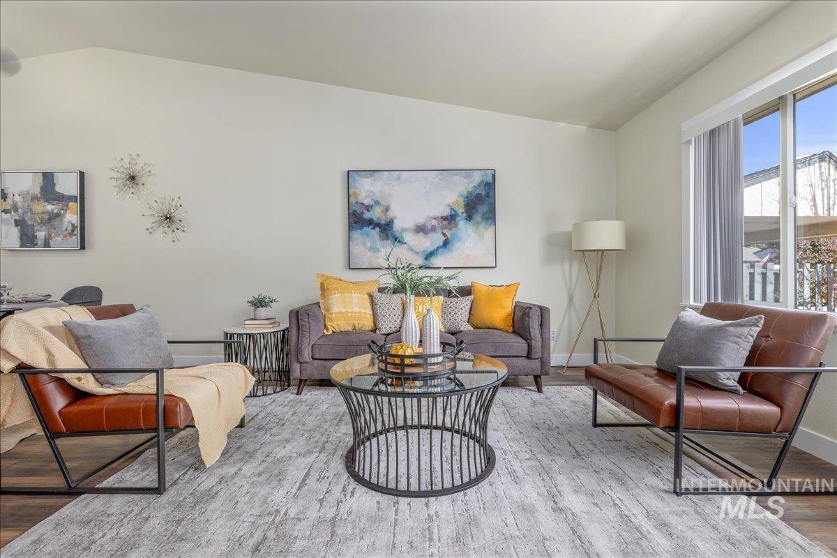 1147 S Abbey Circle, Boise, Idaho 83705, 2 Bedrooms, 2 Bathrooms, Residential For Sale, Price $345,900, 98966281